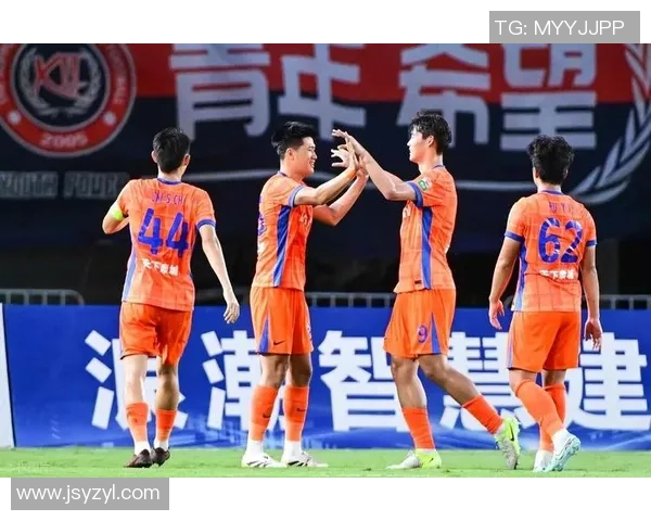 24岁中卫以6球成队内射手王打破传统后卫角色新定义 24岁中卫以6球成队内射手王打破传统后卫角色新定义