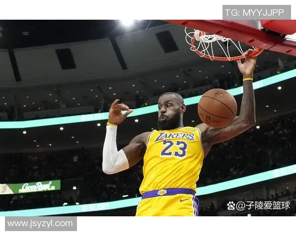 詹姆斯41岁再创历史新高湖人三分绝杀逆转比赛精彩瞬间 詹姆斯41岁再创历史新高湖人三分绝杀逆转比赛精彩瞬间